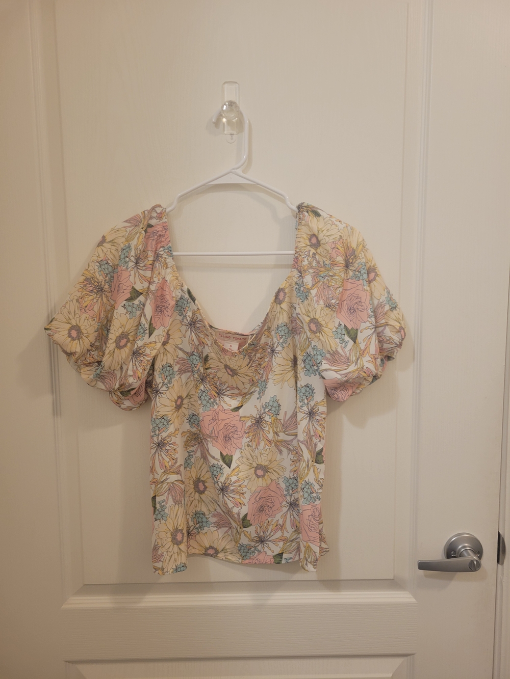 Flying Tomato Floral Puff-Sleeve Top in Cream, Pink, Yellow, Blue
